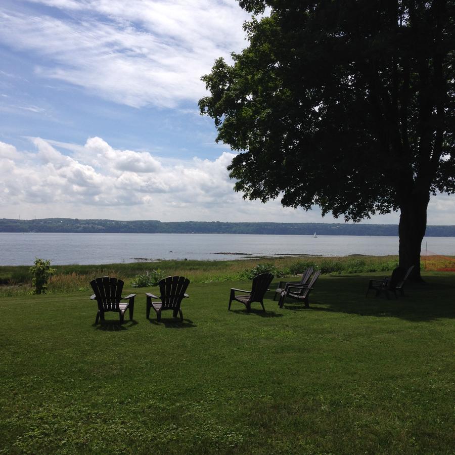 Auberge Les Blancs Moutons Saint-Laurent-de-l'ile d'Orleans Zewnętrze zdjęcie